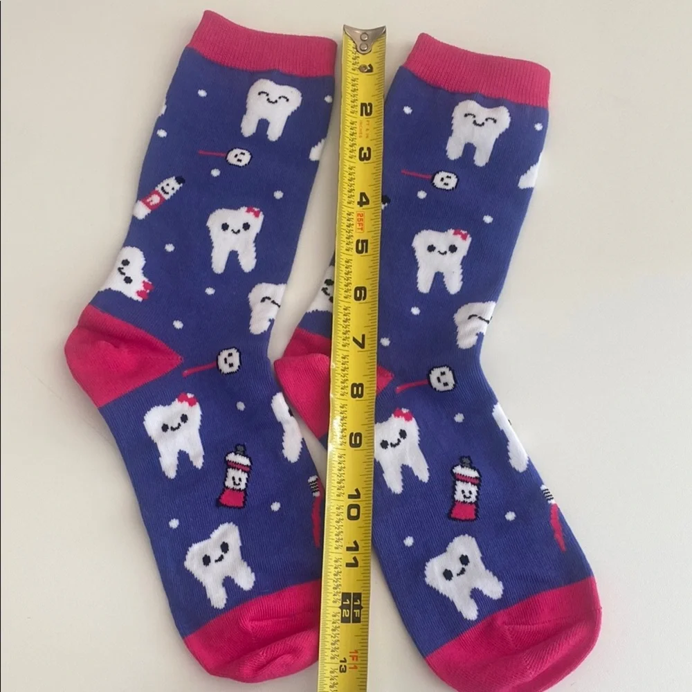 Fun Tooth Patterned Socks - Picture 6 of 6